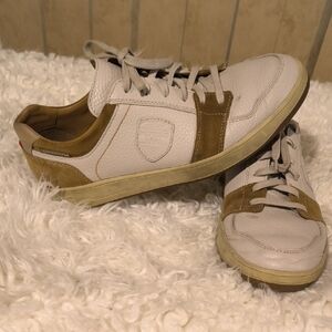 Mephisto Sz 9 Men's White and Tan Leather Sneakers